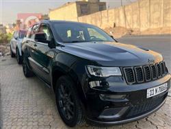 جیپ گراند شیرۆکی